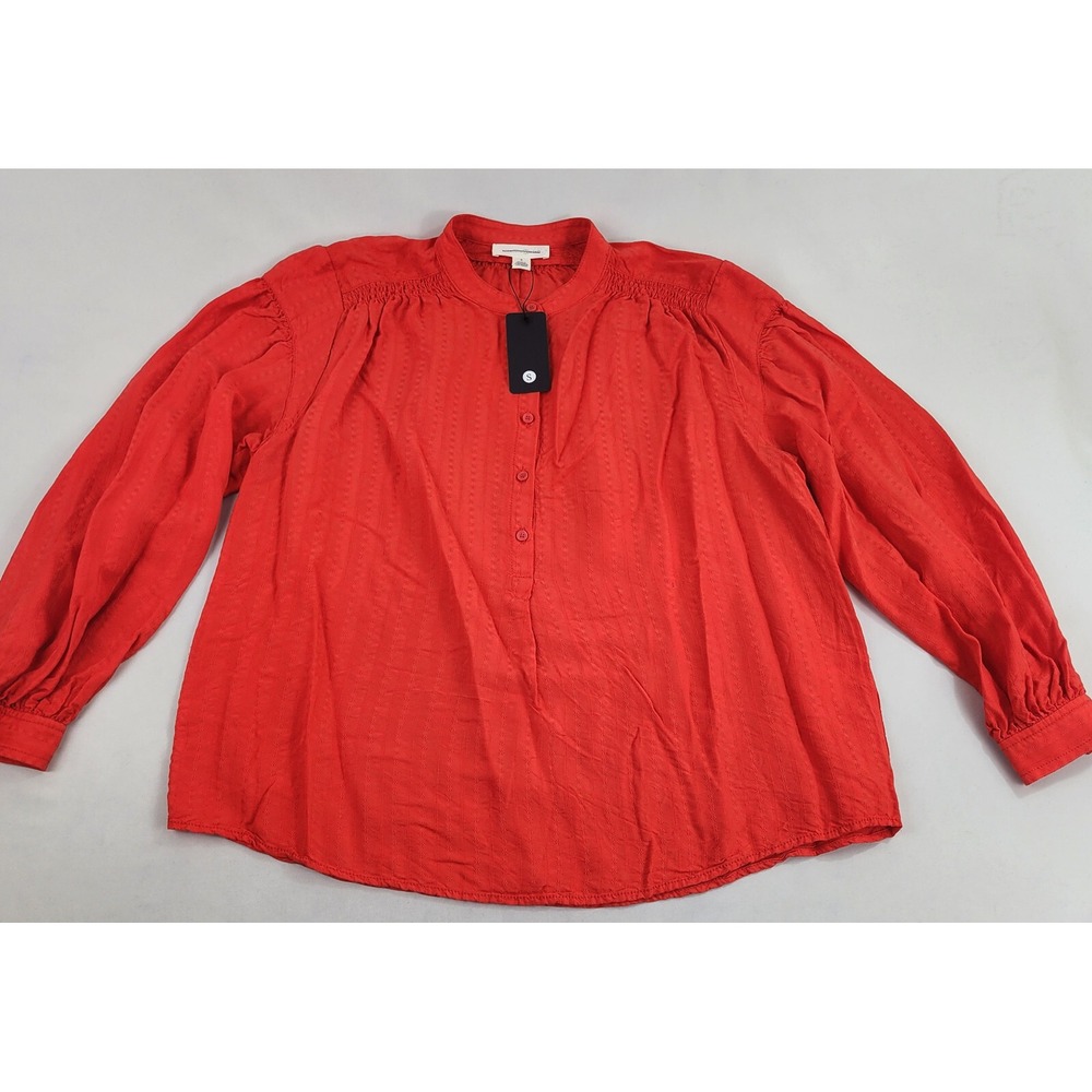 Treasure & Bond blouse top shirt womens S Small red viscose button relaxed